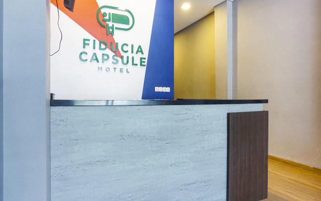 Super OYO 91328 Fiducia Capsule Hotel