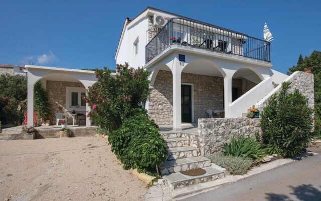 Stunning Home in Klek With Wifi and 2 Bedrooms