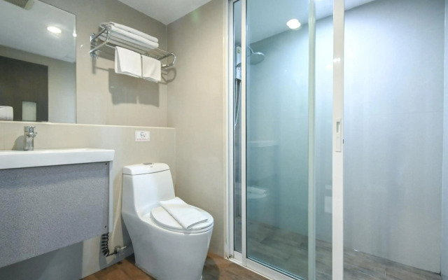Silom Serene, a Boutique Hotel
