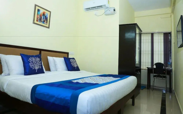 OYO 8273 Diamond Inn
