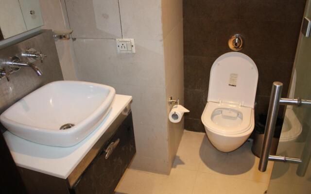 Bellmont Hotel Noida