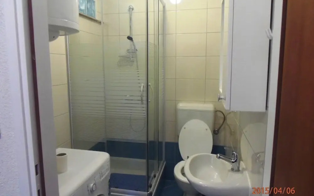 Apartments Milka Brodarica