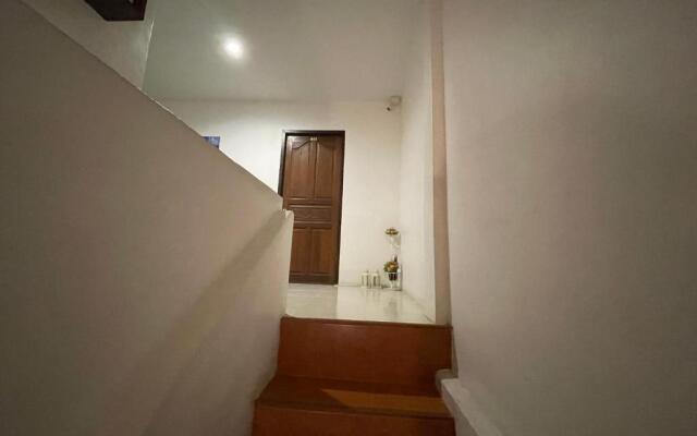 Nawaporn Place Guesthouse
