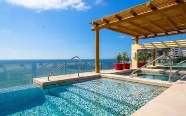 Luxury Puerto Vallarta Condo Romantic Zone