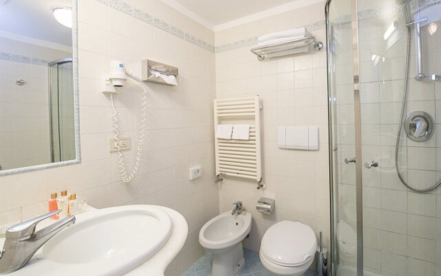 Hotel Savoia & Jolanda