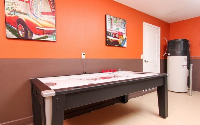 1405 Thunderbird Road