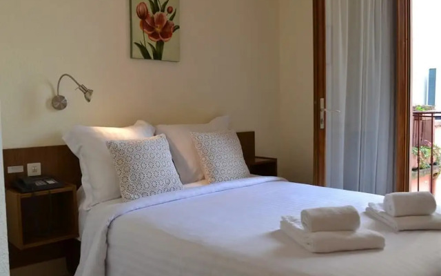 Au Bec Fin H?tel Restaurant