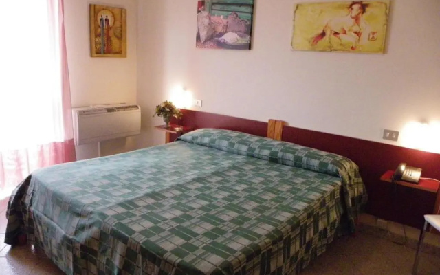 Hotel Mistral