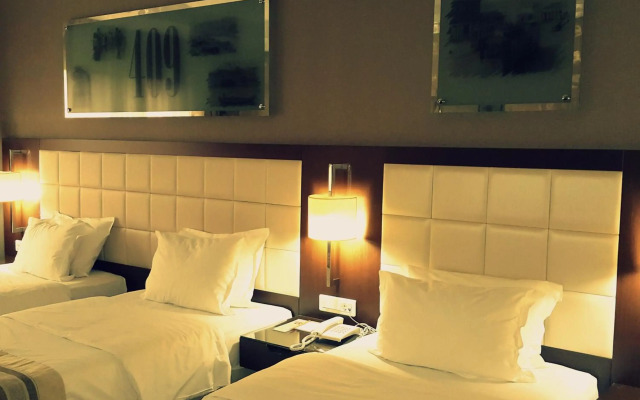 Occidental Faro Hotel