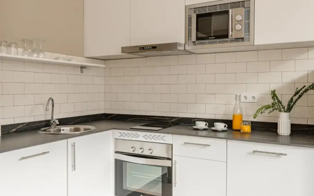 Home Art Apartments Salamanca