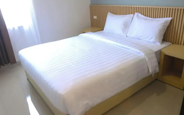 Upcity Hotel By Sajiwa