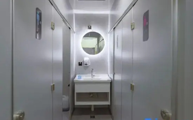 IMMERSING Hotel (Beijing Qianmen Dashilan Hotel)