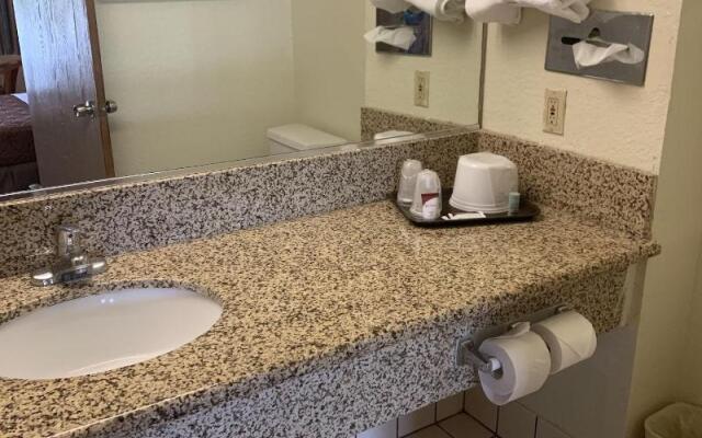 Grand Park Inn