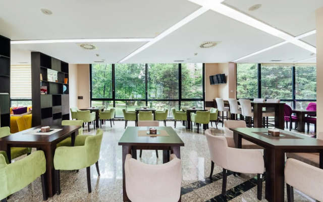 Walter Hotel