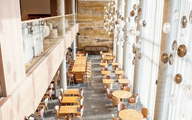 Hotel GLAR Conference & SPA