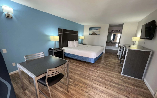 Days Inn by Wyndham Orange