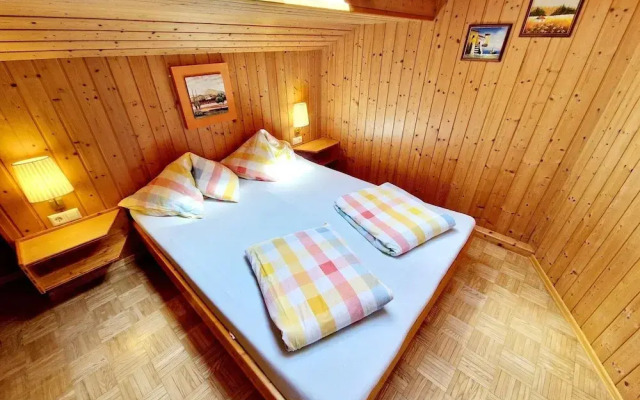Apartment Near the Gondelbahn With Shared Pool