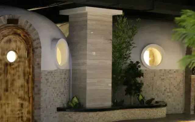 Jinlongtan Leisure Business Hotel