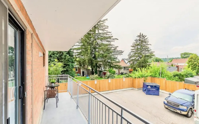 Stunning 2BR - King Bed Apt - Central Location