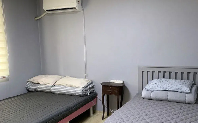 Bomulzip Hongdae Branch - Hostel