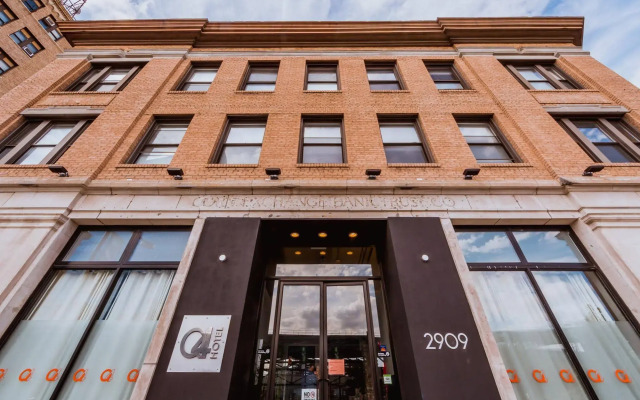 Q4 Hotel
