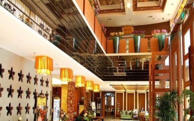 BaseLIVING Wending Serviced Apartment