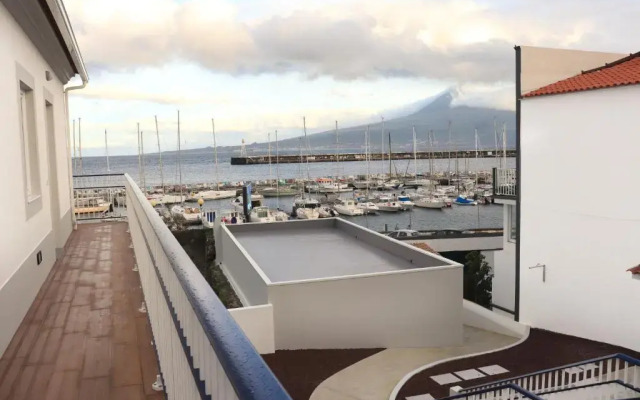 Faial Marina Apartments 1
