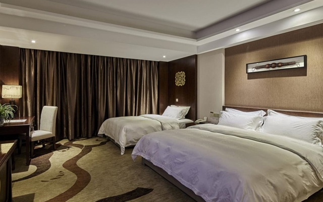 Sanroyal International Hotel – Guest Rooms – Ngawa