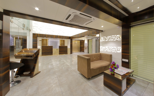 Hotel Summit – Lobby – Ahmedabad