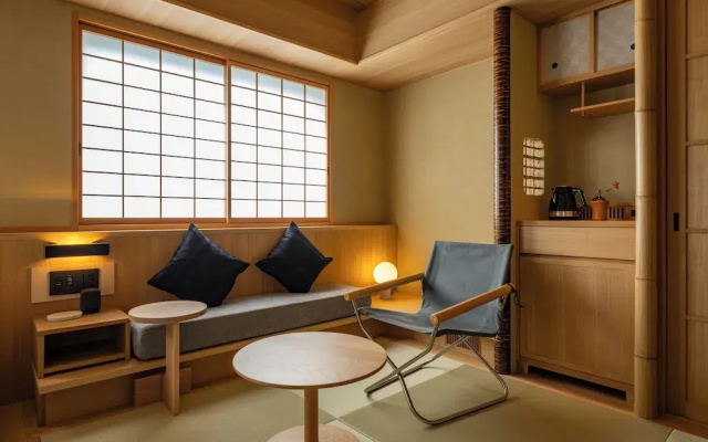 Yugen kyoto shijo