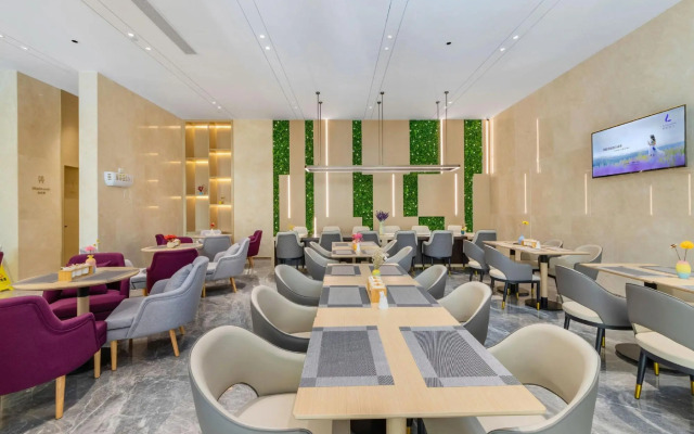 Lavande Hotel (Hechi Macau International City)