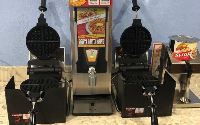 Super 8 by Wyndham Asheville/Biltmore