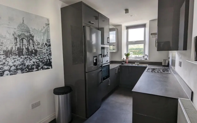 Immaculate 1-bed Apartment in Merthyr Tydfil