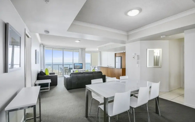 Chevron Renaissance - HR Surfers Paradise