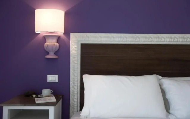 Taormina Mare Apartments,Suites & Beachclub