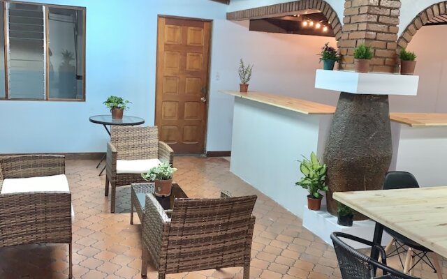 Global House Costa Rica Backpackers