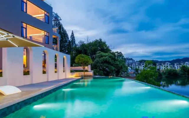 Huangshan Mountain and Lake Island Homestay – Pool – Huangshan