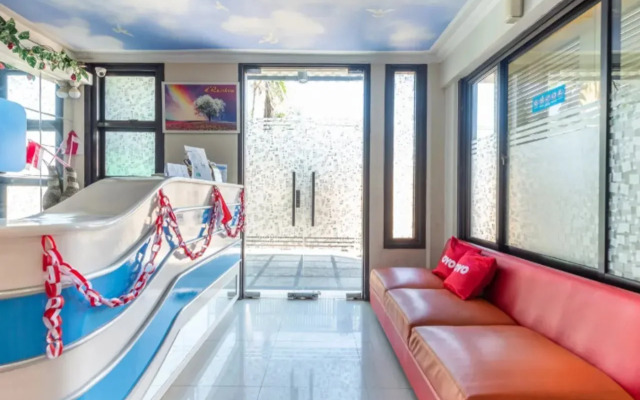 Hotel O Surabaya City Center Near Wonokromo Station