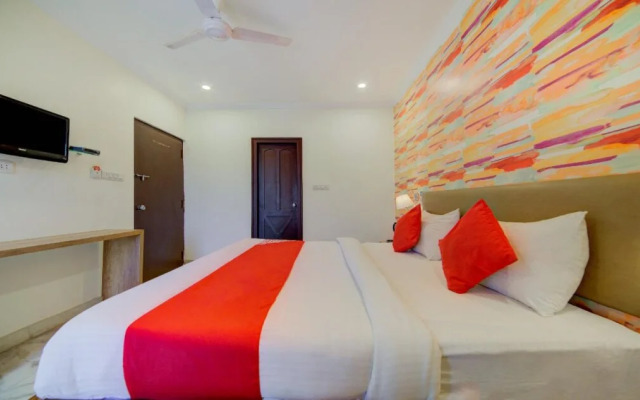 OYO 14892 Hotel Tourista