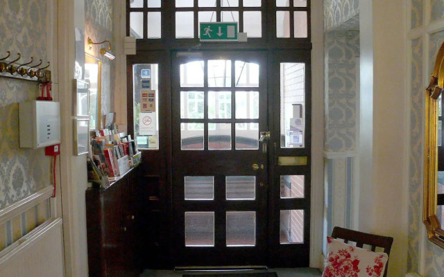 Chester Court Hotel