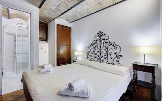 Charming Apt with Garden and Park
