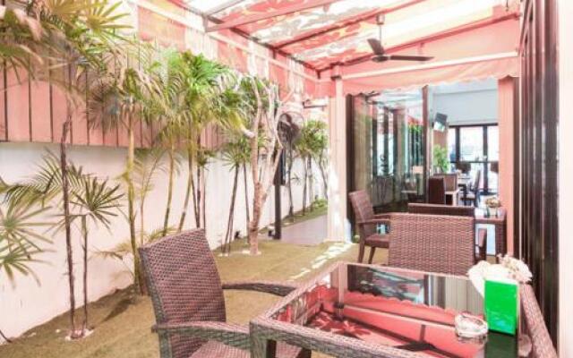 Buk Inn Hotel Kamala Beach