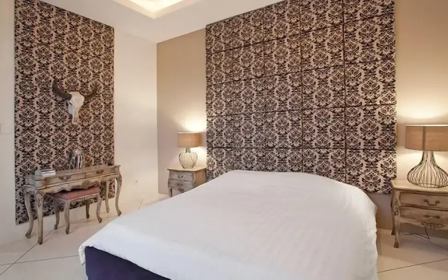 Le Chloe Villas