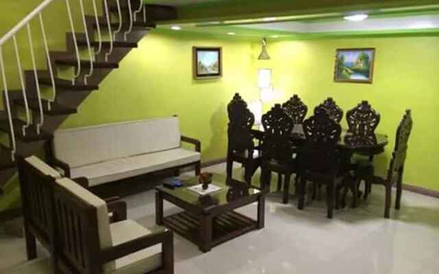 Asistin Transient House - Hostel