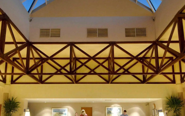 Pacific Bay Resort