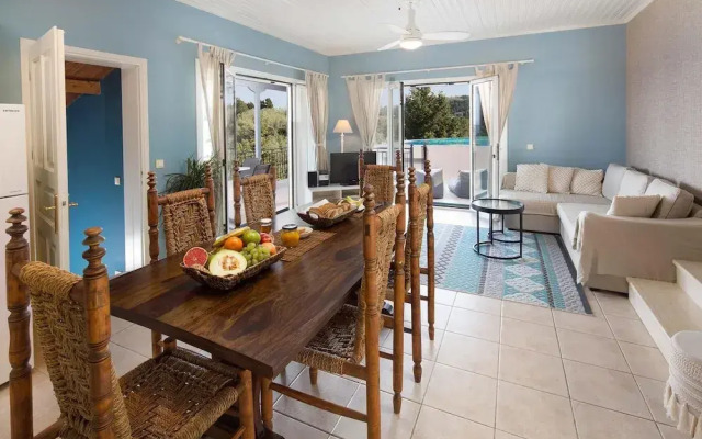 Danai Villa - Charming Escape With Oceanside Views