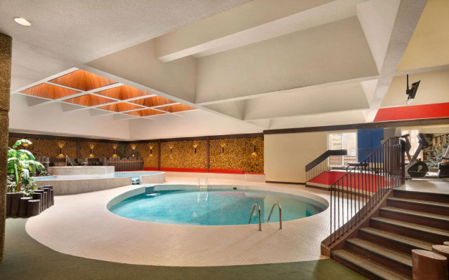 Ramada Plaza by Wyndham Regina Downtown