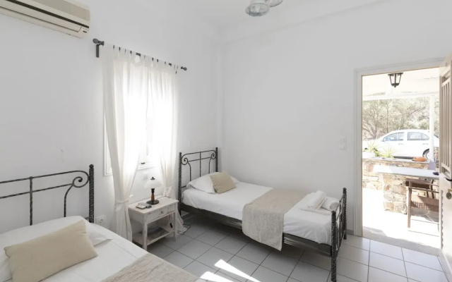 Irini Pension