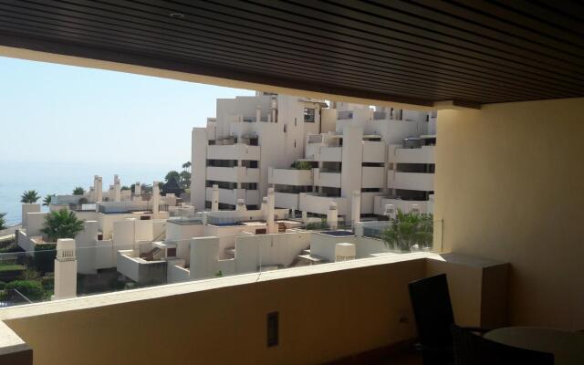 103 - Beach apartment with Spa & Gym