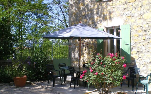 Apartment With 3 Bedrooms in Grospierres, With Wonderful Mountain View
